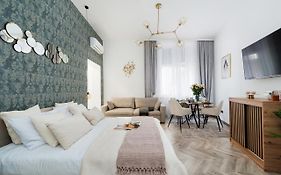 Golden Apartment - Loftaffair